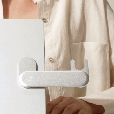Silver— Laptop Mount - US 02050