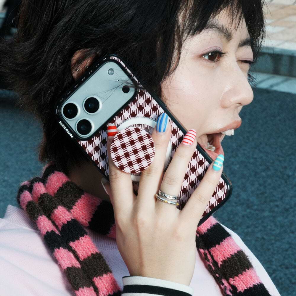 Black Cherry Gingham — MagSafe PopGrip - US 77096