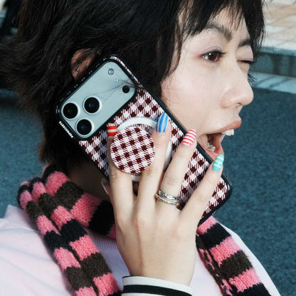 Black Cherry Gingham — iPhone 17 Pro Max MagSafe Case - US 99433